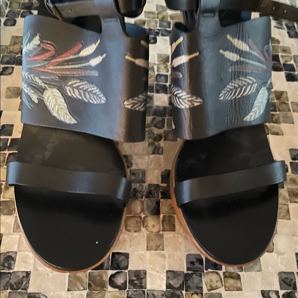 Tory Burch Leather and Wood Platform Sandals NWT